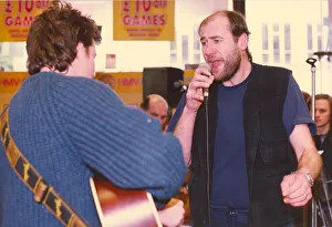00275 Prints: Ex Marillion lead singer Fish performing at the HMV Shop on Northumberland Street
