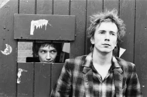 00513 Prints: Ex Sex Pistols lead singer Johnny Rotten seen here with Keith Levine