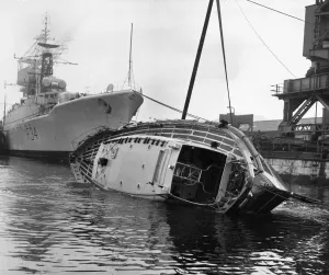 Exercises by the Great Yarmouth lifeboat The Earl and Countess of Howe at Porstmouth