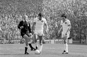 F. A Cup Semi Final - West Ham 1 v. Everton 1. April 1980 LF02-26-013