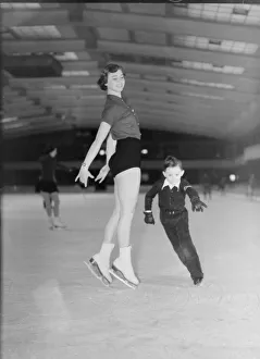 F W Reed Staff Photographer Ice-skating March 12th 1952 Tiny Simon