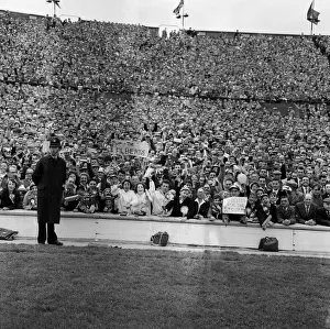 FA Cup Final at Wembley Stadium. Tottenham Hotspur 2 v Leicester City 0. Crowd scenes