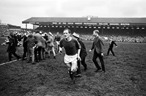00937 Prints: FA Cup Semi Final match at Burnden Park, Bolton. Everton 1 v Manchester United 0