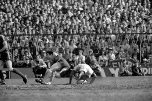 F.A Cup Semi Final - West Ham 1 v. Everton 1. April 1980 LF02-26-012 *** Local Caption