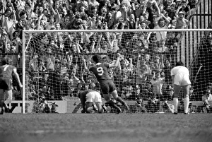 F.A Cup Semi Final - West Ham 1 v. Everton 1. April 1980 LF02-26-049 *** Local Caption
