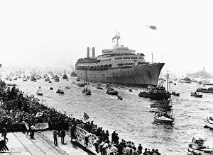 Falklands War ends and the converted cruise ship Canberra returns to Southampton to