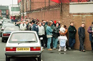 00750 Prints: Fans desperate for a ticket for Middlesbroughs last match at Ayresome Park against