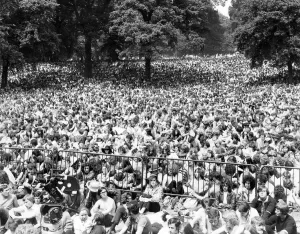 Core51 Prints: Fans flocked to Hyde Parks Cockpit for a free concert given by the Rolling Stones