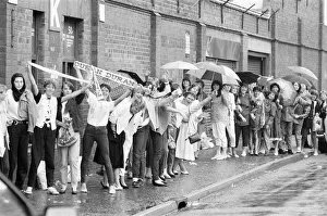 00475 Prints: Fans queue outside football ground ahead of Duran Duran Concert at Villa Park, Birmingham
