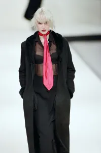 01299 Prints: Fashion week, Margaret Howell fashion show at the Natural History Museum