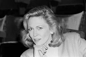 00814 Prints: Faye Dunaway is set to star in a play at Londons Wyndham Theatre. 17th July 1986