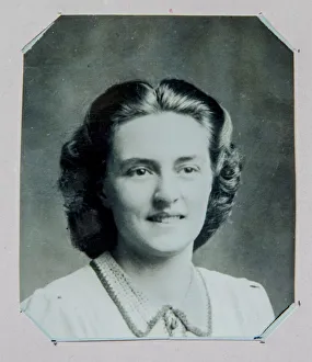 00630 Prints: Features - Stella Rutter who has written a book about her memories of the preparations