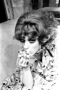 Fenella Fielding takes the title role in the play Colette by the Oxford Playhouse Company