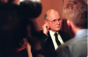 00938 Prints: FERGUS MCCANN CELTIC CHAIRMAN CELTIC SUPREMO FERGUS MCCANN DURING A PRESS CONFERENCE