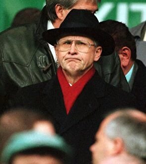 Images Dated 9th November 1998: FERGUS McCann Celtic MD November 1998 AT CELTIC PARK ON SATURDAY football black