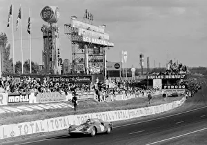 The Ferrari 365 P2 driven by David Piper and Jo Bonnier during the Le Mans 24 hour