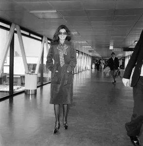 Film actress Gayle Hunnicutt. April 1975 75-2218-003