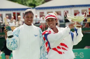 01065 Prints: The final of the DFS Classic Tennis Championship at the Edgbaston Priory