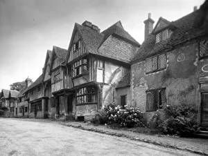 National Trust Prints: Fine old half-timbered houses in the village of Chiddingstone, Kent Circa 1935