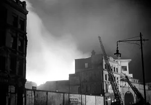 Hose Prints: Fire of H. E. Blitz on the city of London on the night of the 29th December 1940. 14