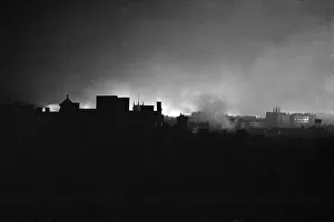01487 Prints: Fires caused by the dropping of thousands of incendiary bombs by the Luftwaffe