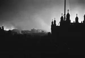 01487 Prints: Fires caused by the dropping of thousands of incendiary bombs by the Luftwaffe