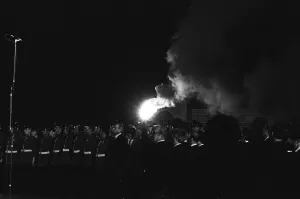 01070 Prints: The firework show watched by half a million people in Londons Hyde Park