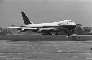 Flying Prints: First BOAC Boeing 747 Jumbo jet to land at Manchesters Ringway Airport. August 1970
