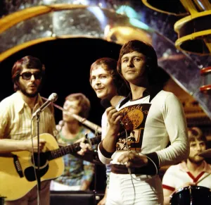 00170 Prints: First Class - Pop Group seen here in rehearsals at the Coventry studios of Top of