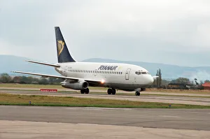 00513 Prints: The first Dublin to Teesside flight operated by Ryanair taxis to the apron at Teesside