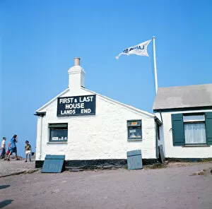 Images Dated 19th August 1973: First & Last House in Lands End, Cornwall. 19th August 1973