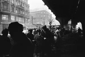 For the first time since its erection, the Berlin Wall is opened for border crossings for