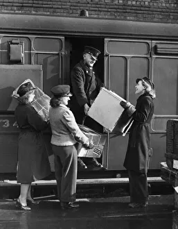 00152 Prints: First women railway porters of WW2 on duty at Crewe station (MSI)
