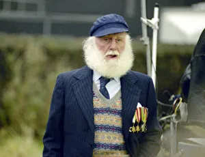 Medals Prints: Only Fools and Horses cast member Buster Merryfield who plays Uncle Albert in