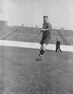 Header Prints: Football Bert Sproston (Manchester City) 1947 006696 / 2