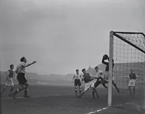 00226 Prints: Football Ipswich v Gateshead 22 / 1 / 1952 C368 / 1