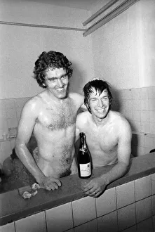 Dressing Room Prints: Football: Norwich F. C. (1) v. Manchester United F. C. (0). January 1975 75-00414-077