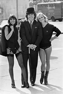 Football star Kevin Keegan shows off the new avengers