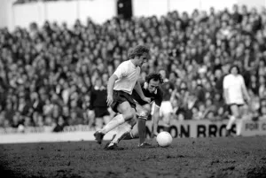 Football: Tottenham Hotspur F. C. vs. Leicester City F. C. February 1975 75-01041-010