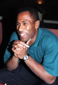 01519 Prints: Footballer Les Ferdinand during his interview with Daily Mirrors Harry Harris