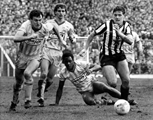 00449 Prints: Footballer Paul Gascoigne - Gazza Newcastle United v Sheffield Wednesday 31 March