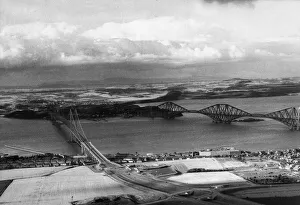 Bridges Prints: The Forth Road bridge from South Queensferry to North Queensferry