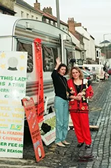 Images Dated 23rd October 1993: Fortune tellers outside their caravan during the annual Riding the Fair procession sets