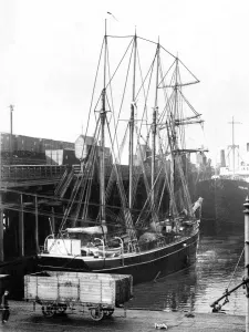 00094 Prints: The four-masted barquentine sailing ship Helga iloading coal at Tyne Docks, River Tyne