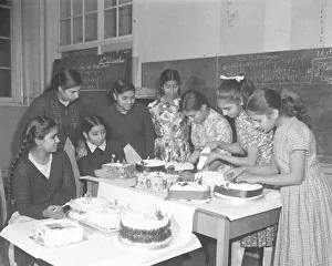 Lesson Prints: Third and fourth-year Asian girls, pupils of Broad Heath Secondary Girls School