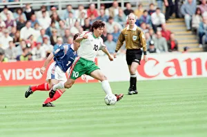 00952 Prints: France 3-1 Bulgaria, Euro 1996 Group B match at St James Park, Newcastle