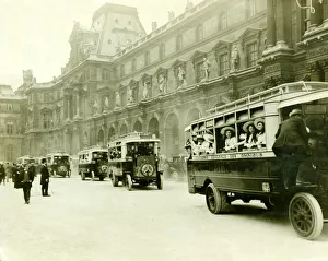 1912 Prints: France Paris Museums Louvre Children visit the Louvre in Paris Transport