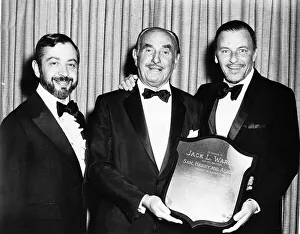 00065 Prints: Frank Sinatra with friends holding a shield to tribute the Warner Brothers