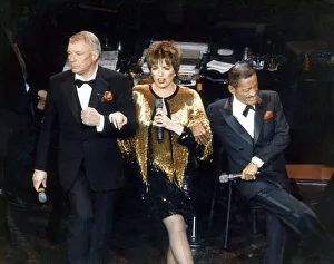 Frank Sinatra singerand actor onstage with Liza Minneli