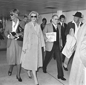 00303 Prints: Frank Sinatra and wife Barbara Marx seen here at Heathrow Airport prior to depature on a
